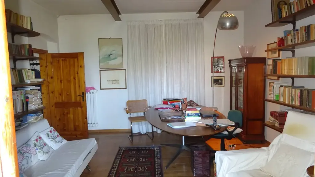 Studio - Villa panoramica con giardino a Montespertoli
