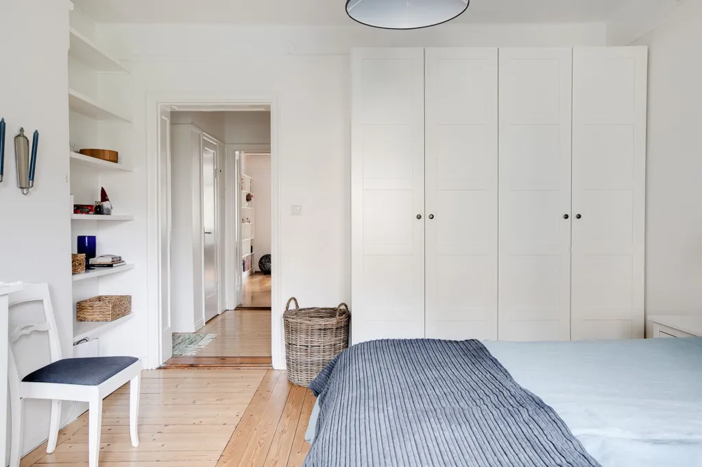 Bedrooms - Art Deco Flat with Balcony in Central Norrköping