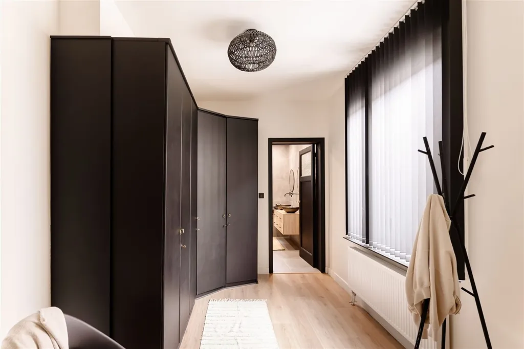 Entrée - Appartement avec Cuisine Luxueuse à Deurne