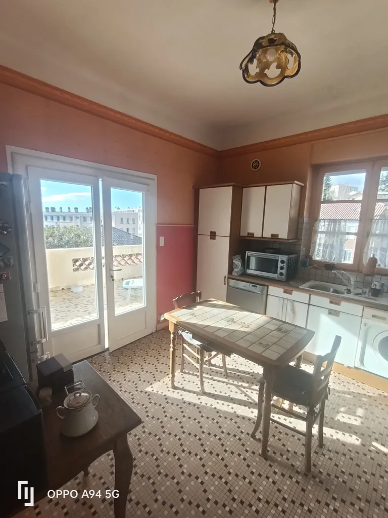 Kitchen - Renovated House with Garden in Aubenas