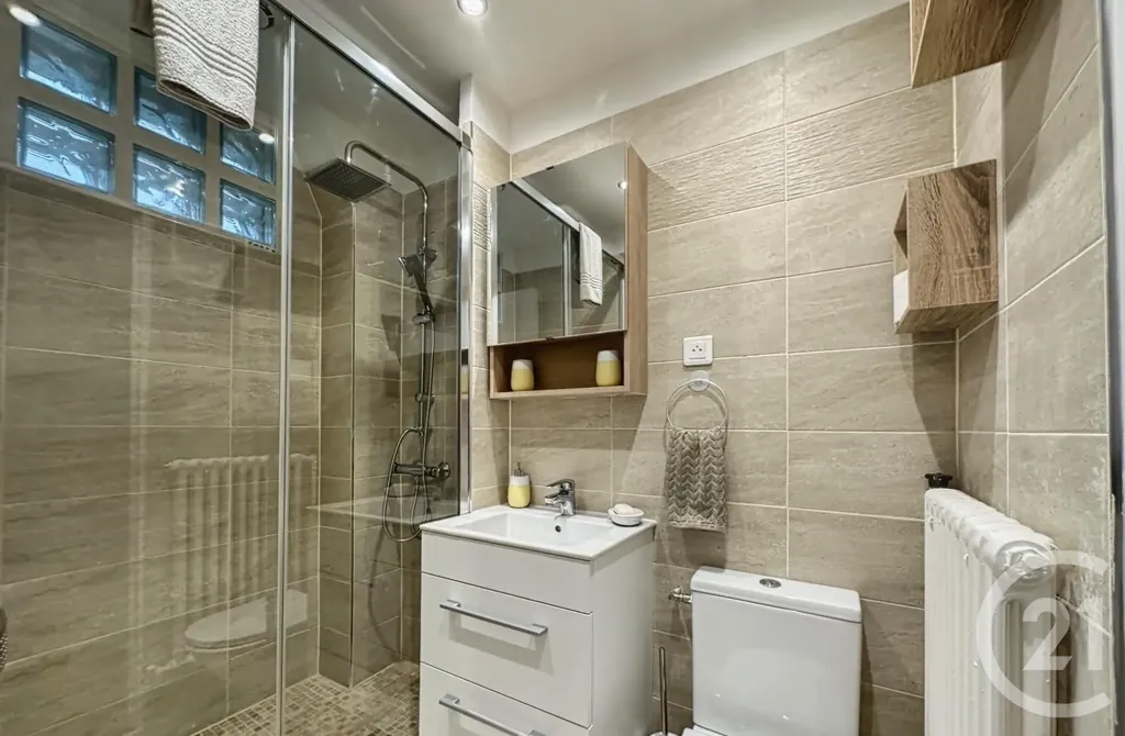 Vannitoad - Refurbished 2-Bed Flat near Les Lilas