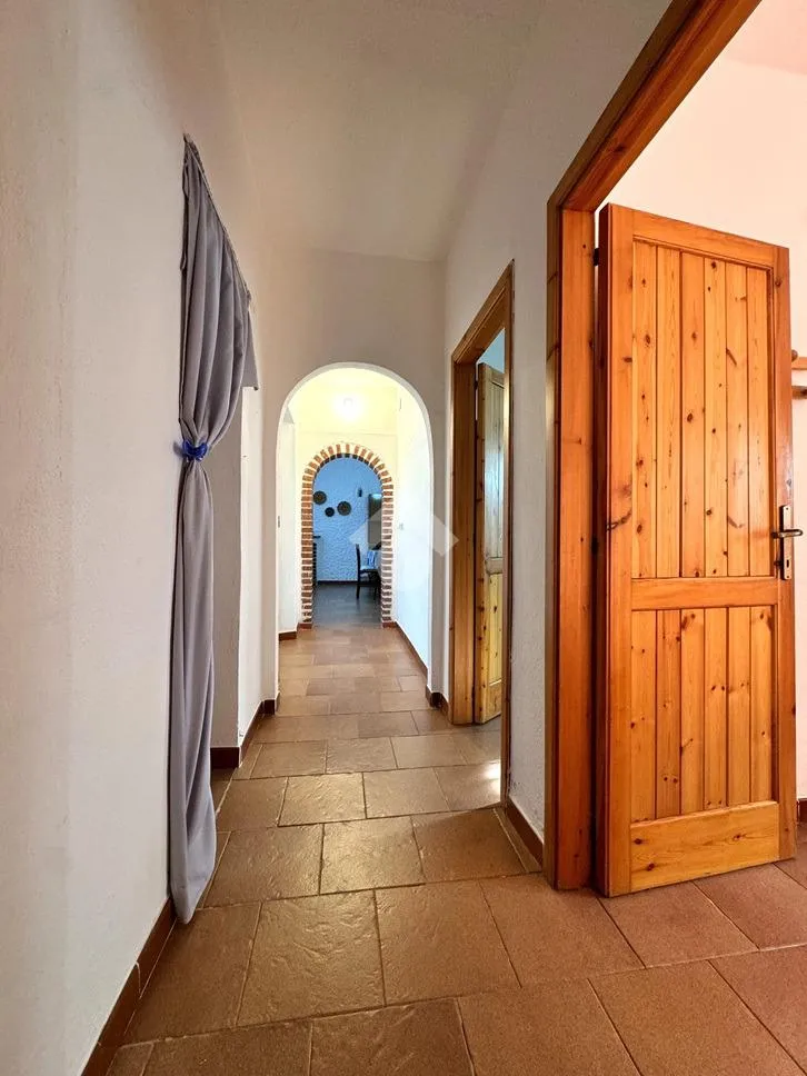 Esik - Villa with Garden near Siniscola Beaches