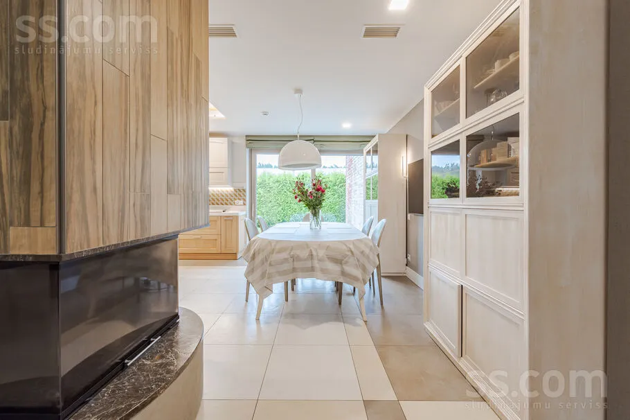 dining_room