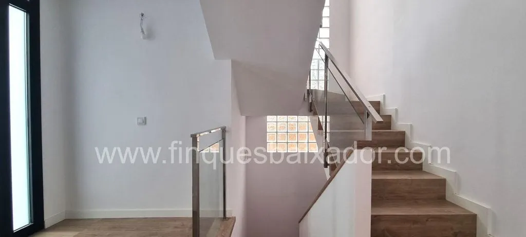 Toad - New Build House with Pool in Segur de Calafell