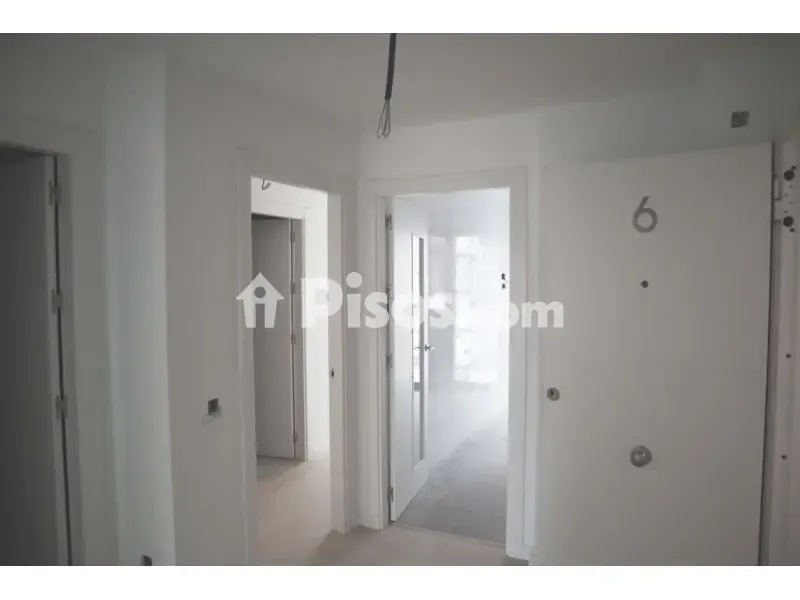 Esik - Modern Apartment with Balcony in Ruzafa, Valencia