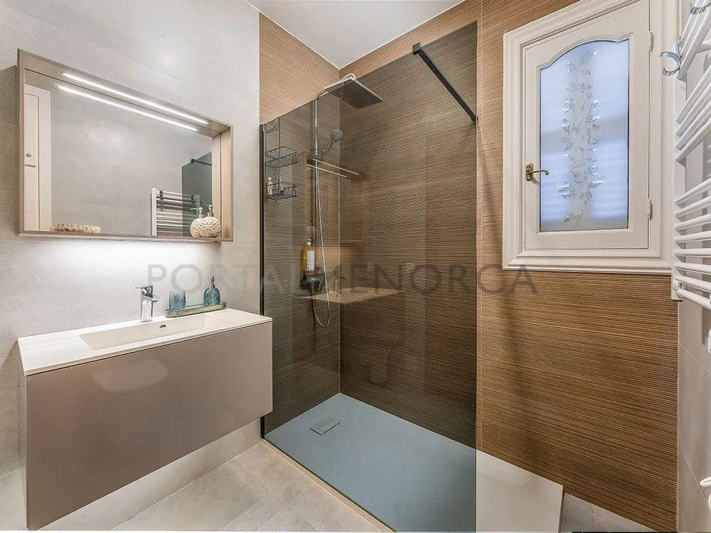 Salles de bain - Contemporary Villa with Sea View in Cala Llonga