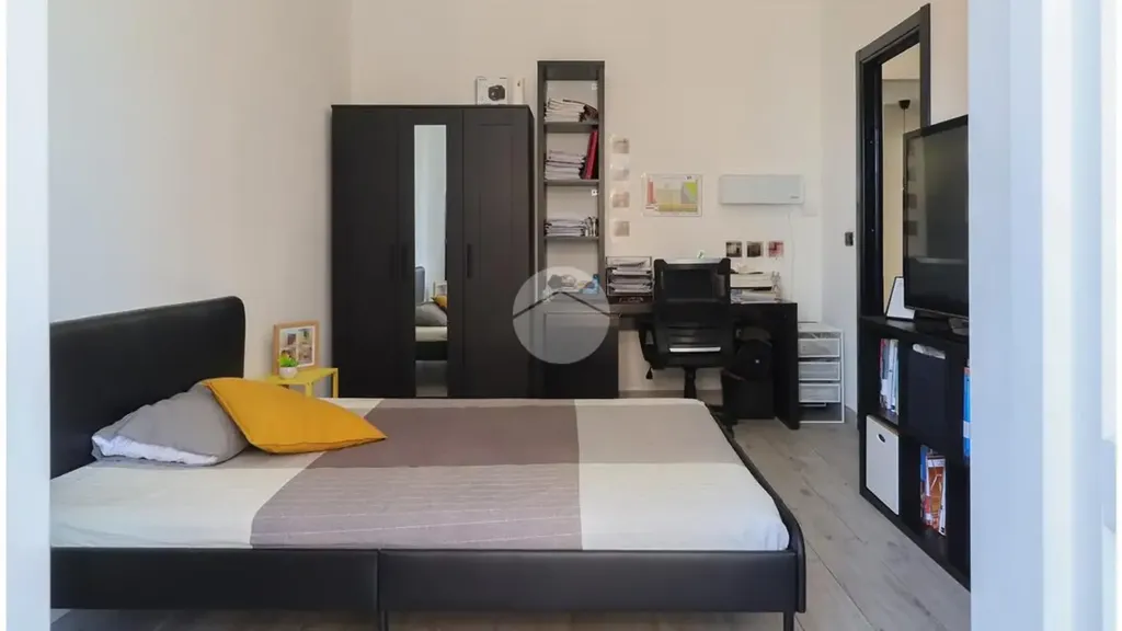 Chambres - Modernised Apartment with Balcony in Lucento, Turin
