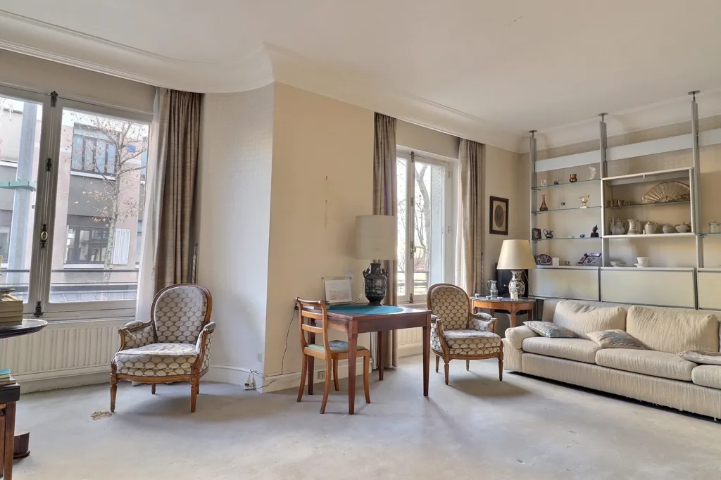 Living Room - Duplex Apartment with Private Garden in Chamalières