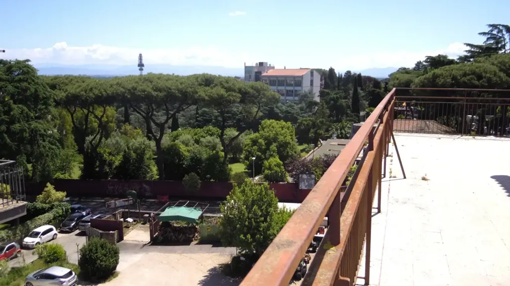 Rõdu - Rented Room with Panoramic View in Central Rome