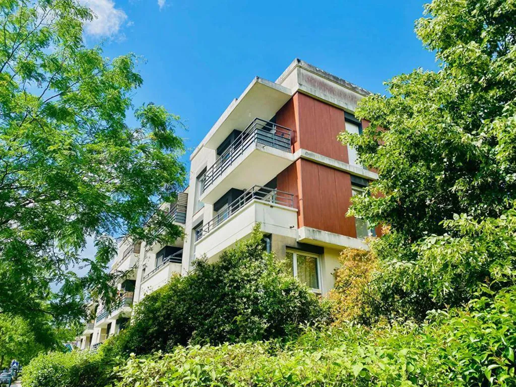 Esterno - 4-Bed Apartment with Balcony in Montévrain