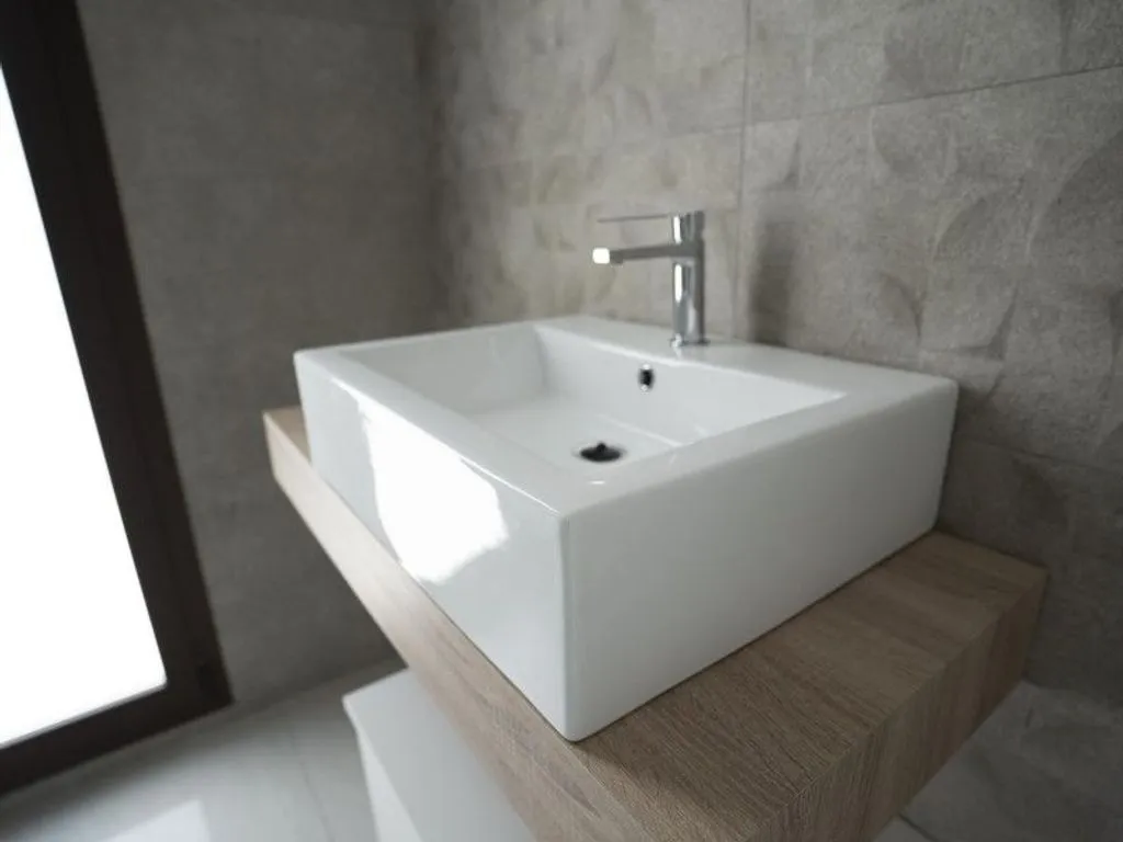 Bathrooms - Luxury Villa with Pool in Polop, Valencia