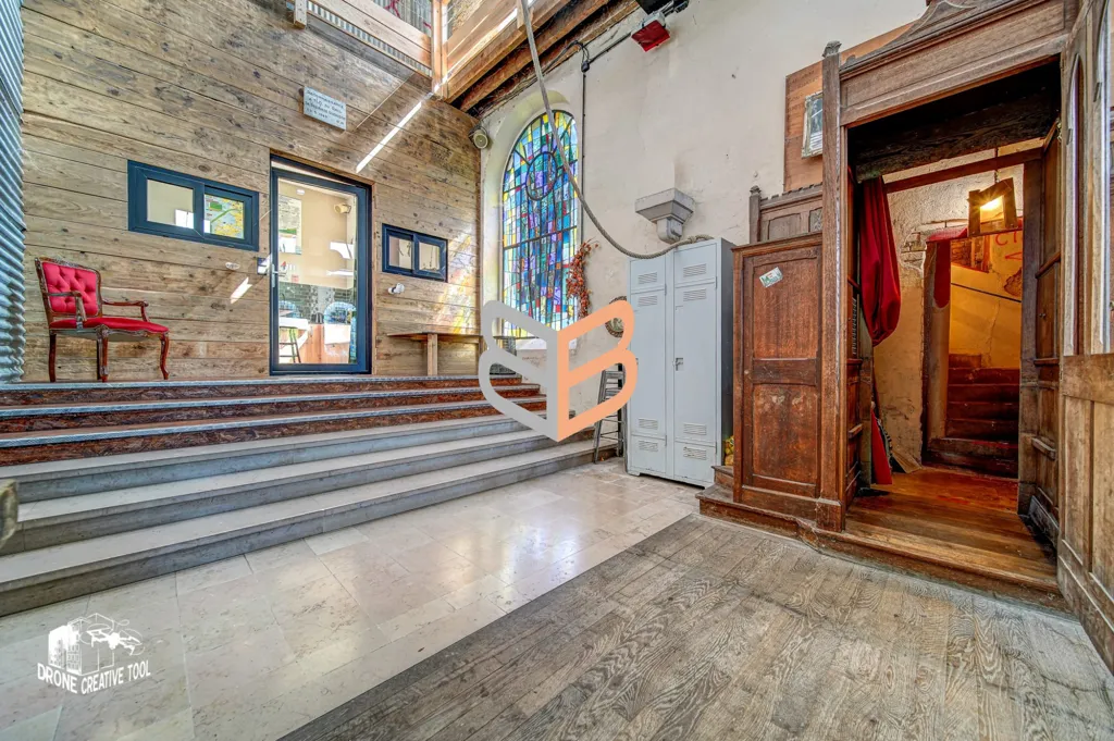 Esik - Converted Chapel House with Historic Setting in Jarny