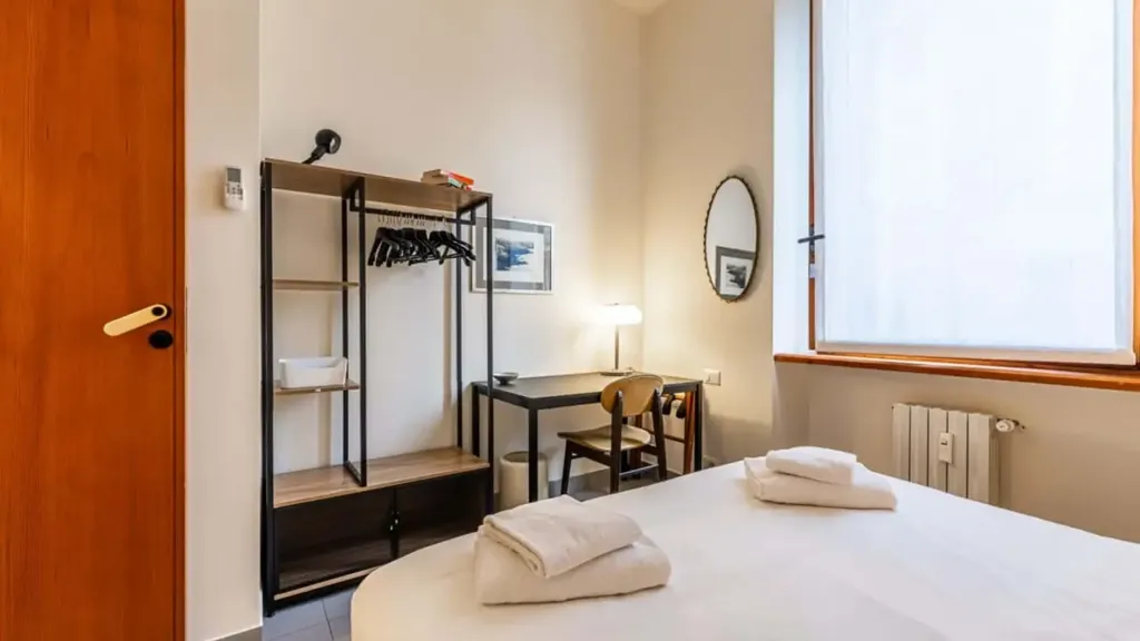 Magamistoad - Studio Apartment with Balcony in Milan