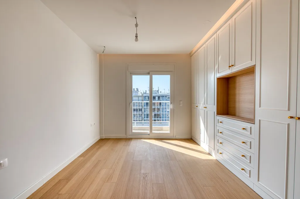 Rooms - 3-bedroom apartment in Thessaloniki