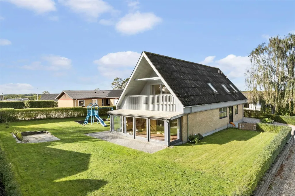 Maison 8 pièces à Terndrup