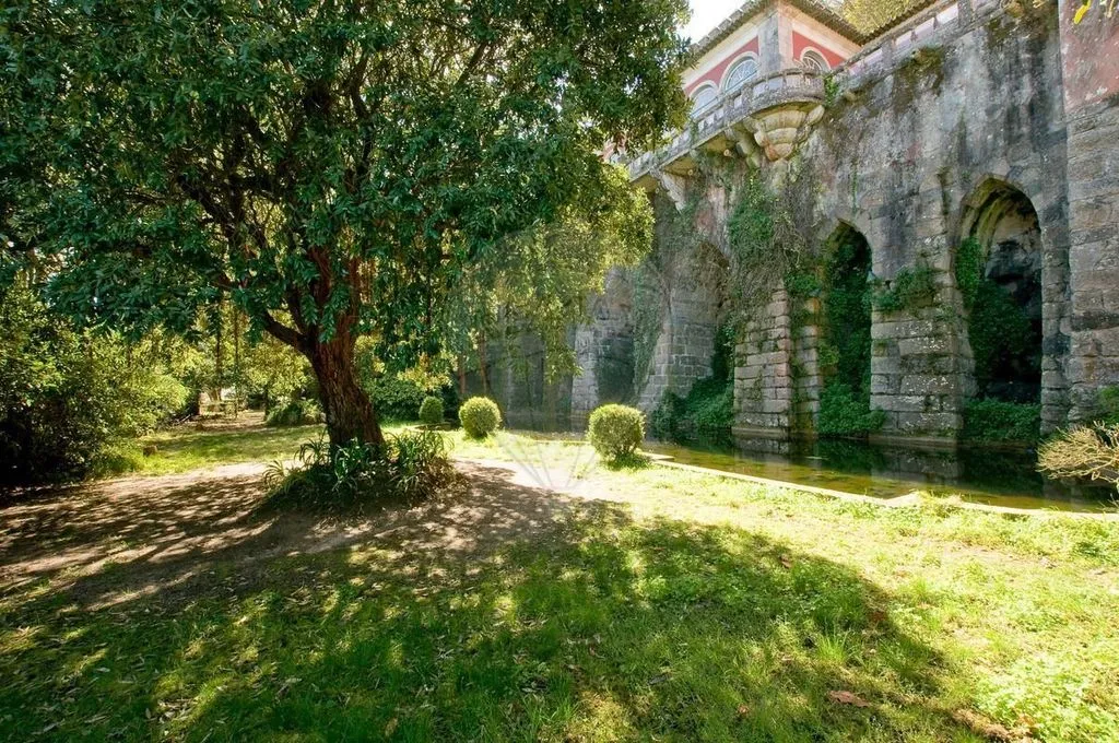 Jardin - Palatial Villa by Raul Lino in Sintra