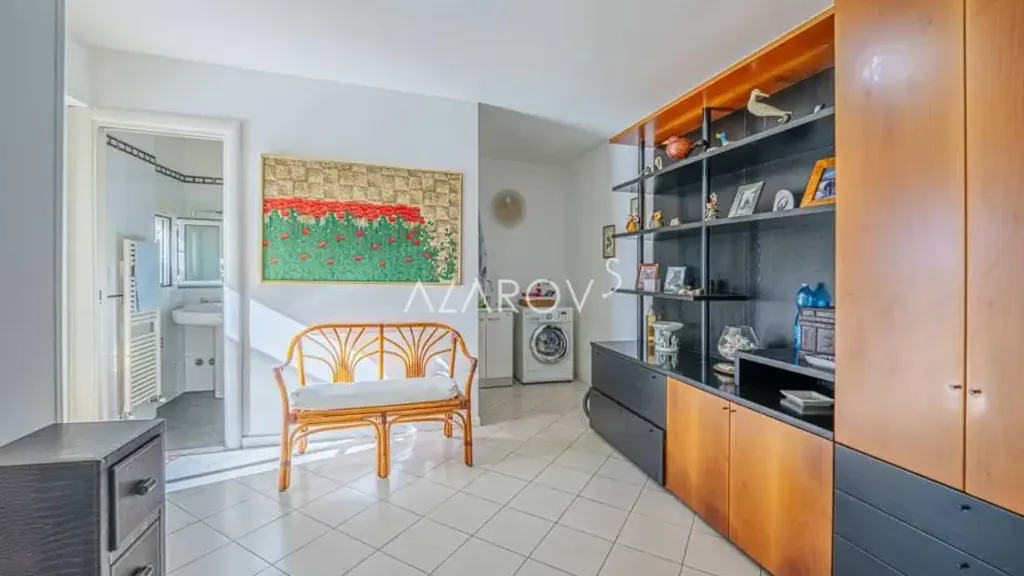 Séjour - Villa with Sea View in Sanremo