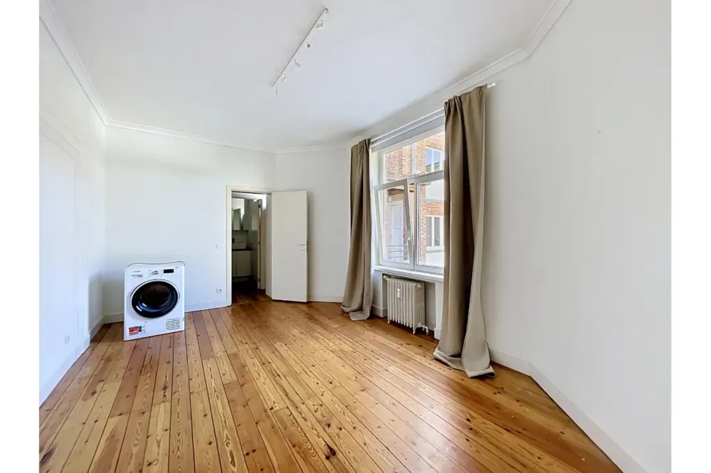 Rooms - Duplex Apartment with Garden in Ixelles