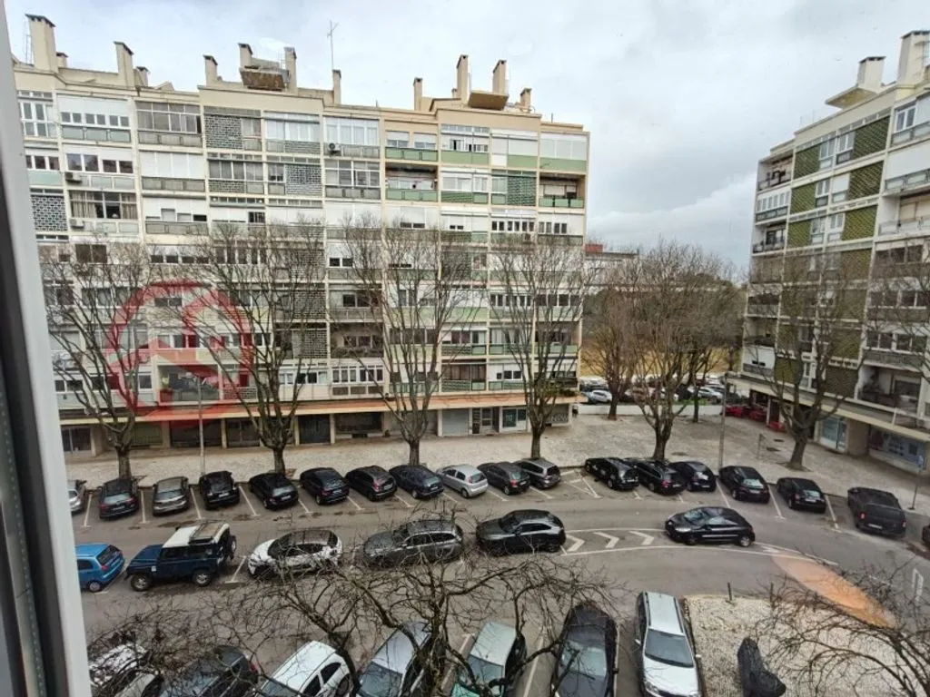 Rõdu - Luxury Flat with Patio in Benfica, Lisbon