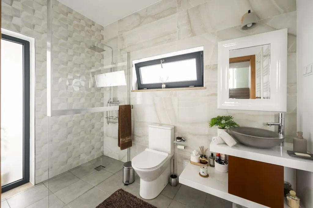 Salles de bain - Modern Villa with Panoramic Views in Santiago do Cacém