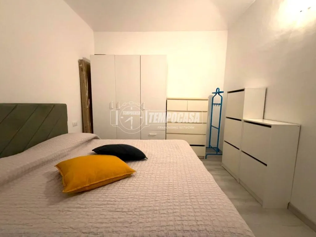 Chambres - Rear-Facing Apartment with Garden Access in Turin