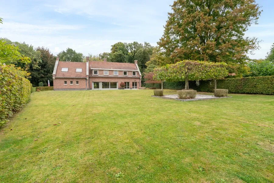 Garden - Open-Plan House with Garden in Grimbergen