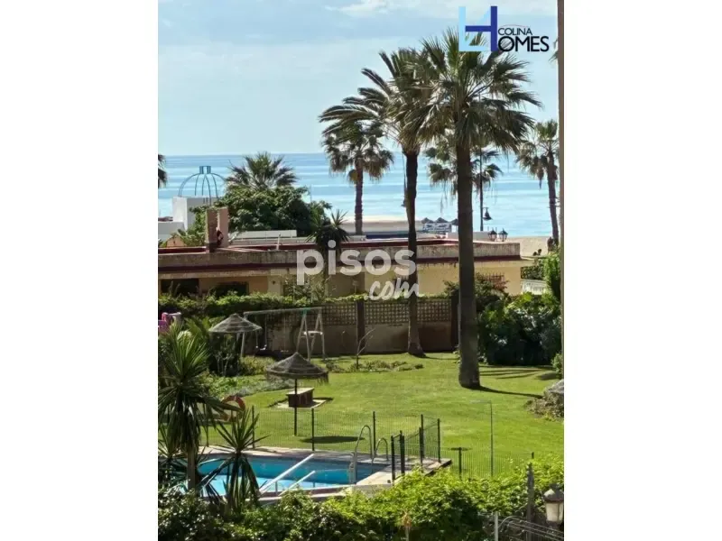 Aed - Beachfront Apartment with Pool in Playamar