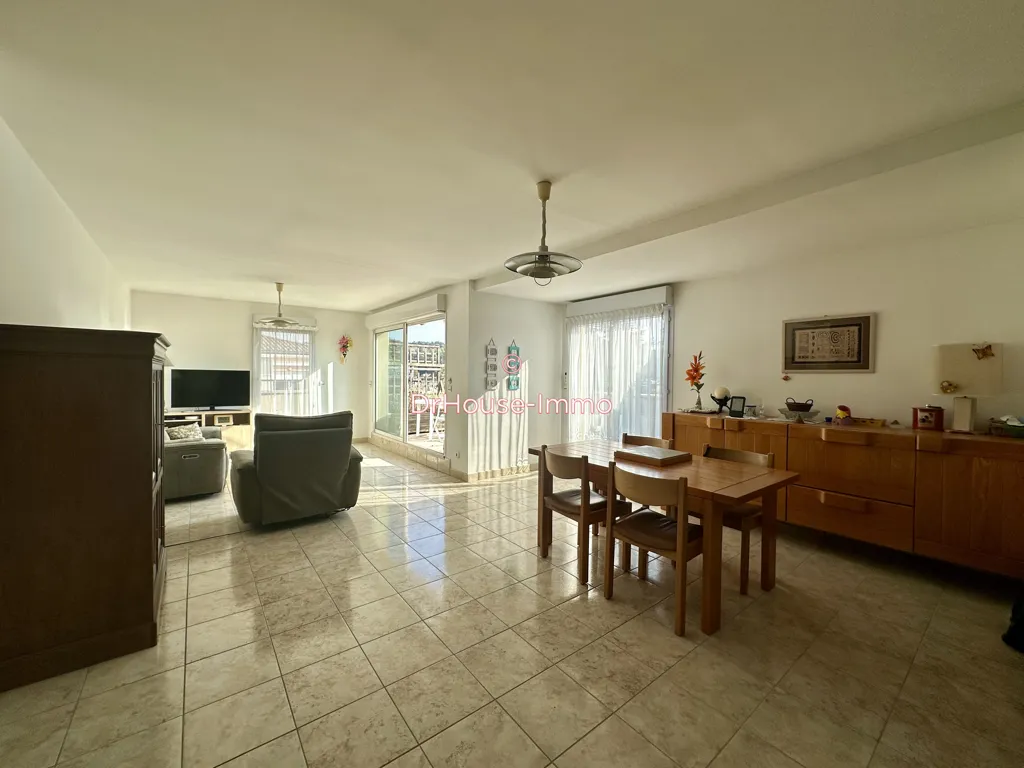 Sala da pranzo - Spacious Apartment with Terraces in Victor Hugo