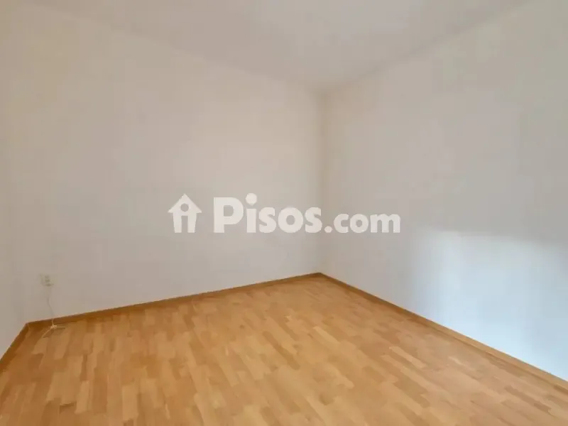 Pièces - Apartment with High Ceilings in Barcelona Centre
