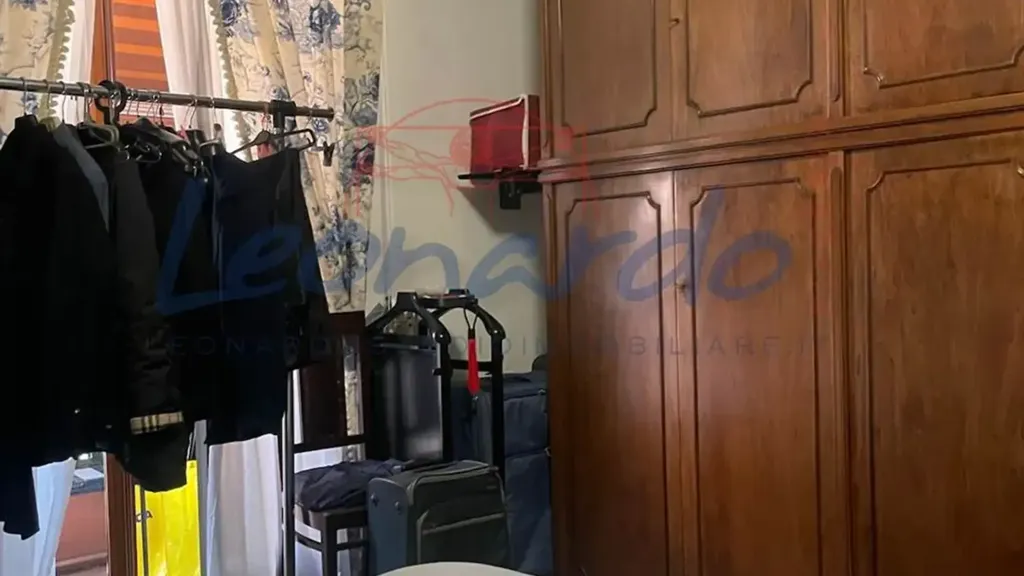 Pièces - Apartment with Balcony in Piacenza