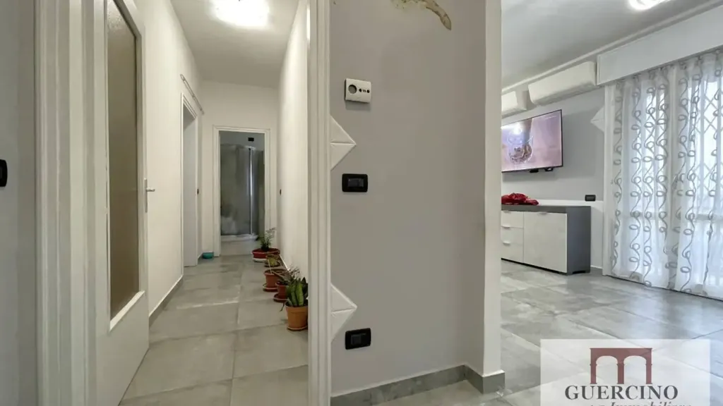 hallway_entrance