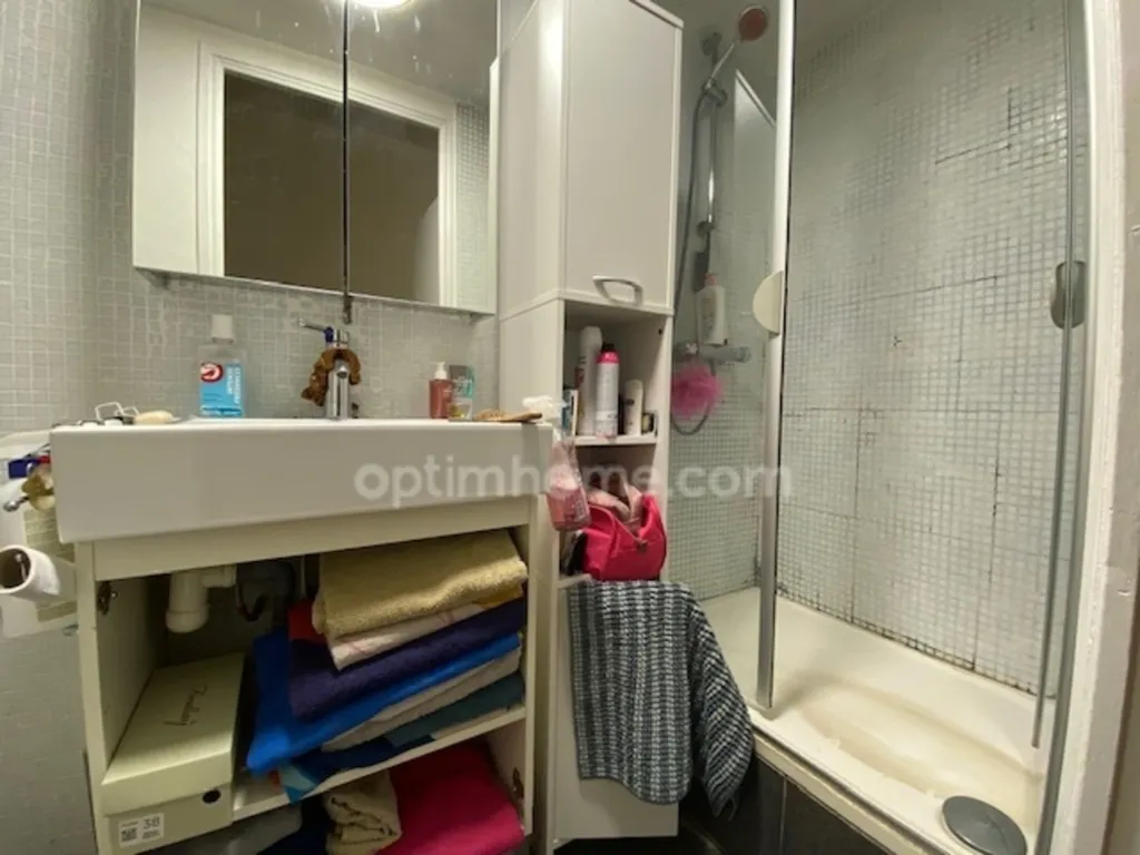 Vannitoad - 2-Bedroom Apartment with Balcony in Sète