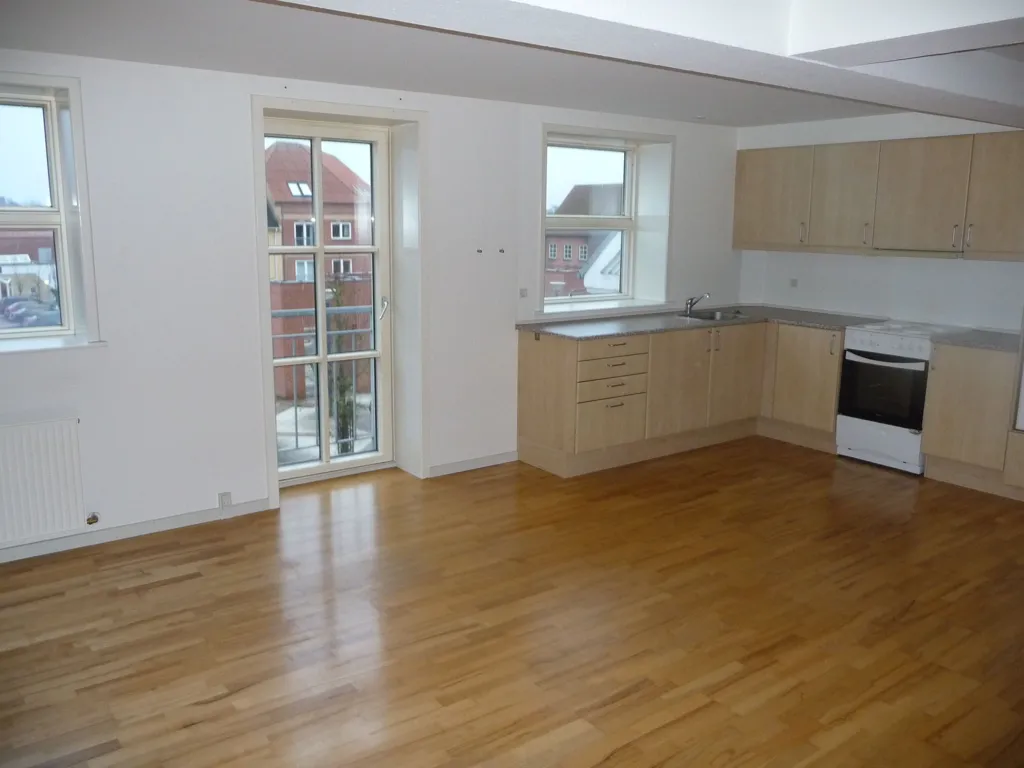 Cuisine - 3-Bedroom Apartment with Central Location in Års