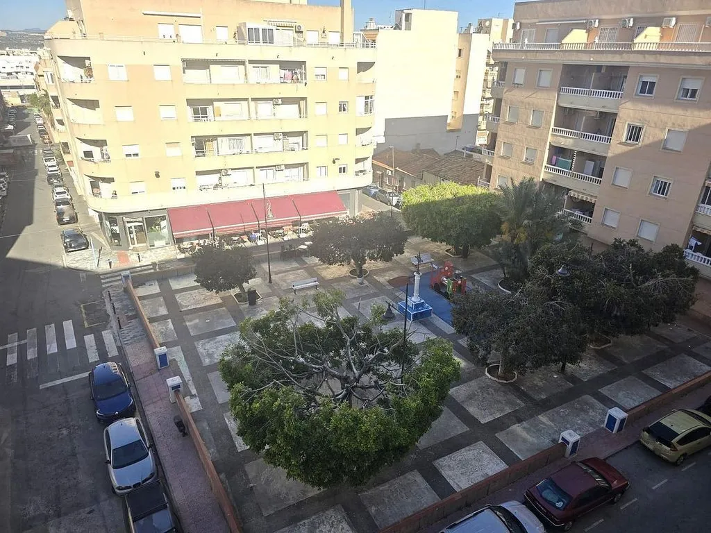 Balcon - Modern Flat with Balcony in Torrevieja Centre