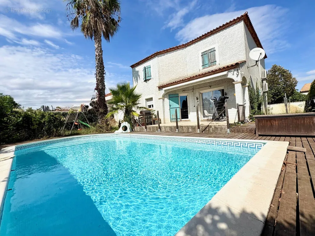 Bassein - Spacious Villa with Pool in Pérols