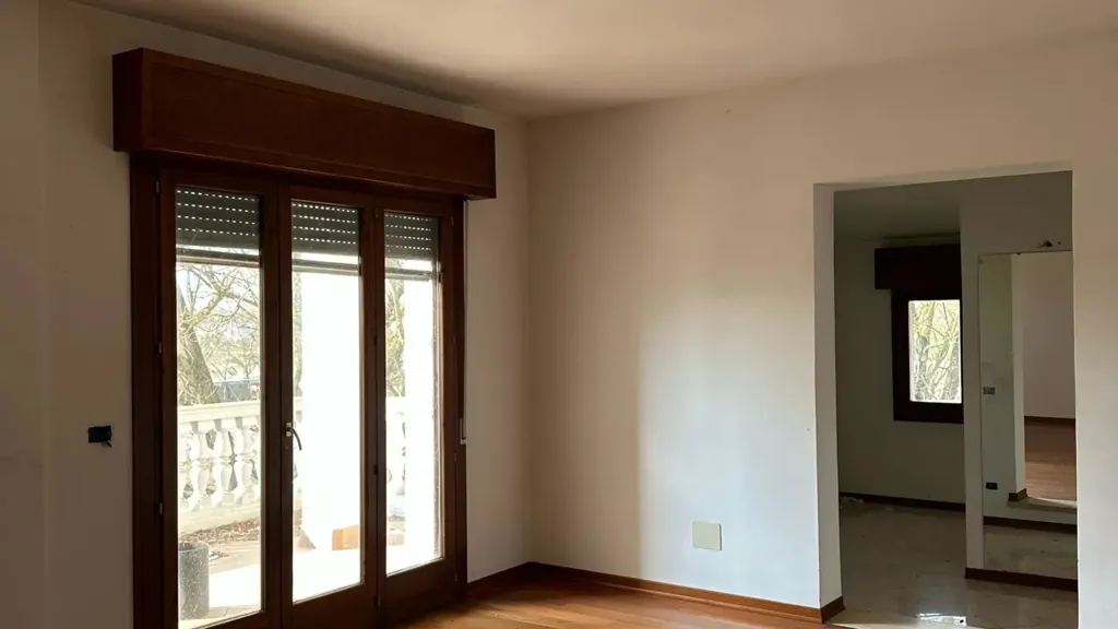 other_room