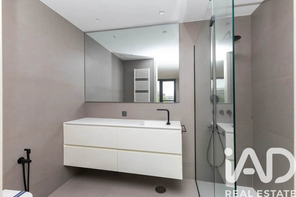 Salles de bain - Modern Apartment with Balcony in Senhora da Hora
