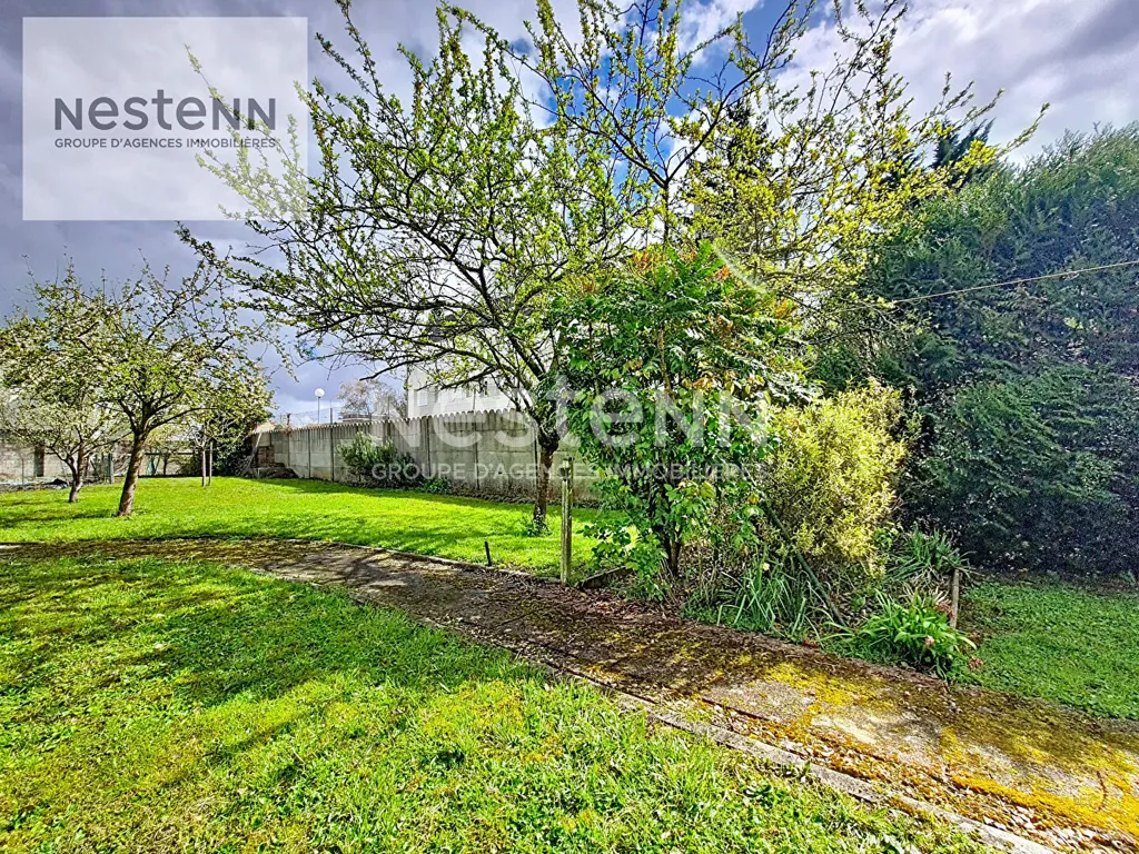 Garden - 1930s House with Garden in Orleans