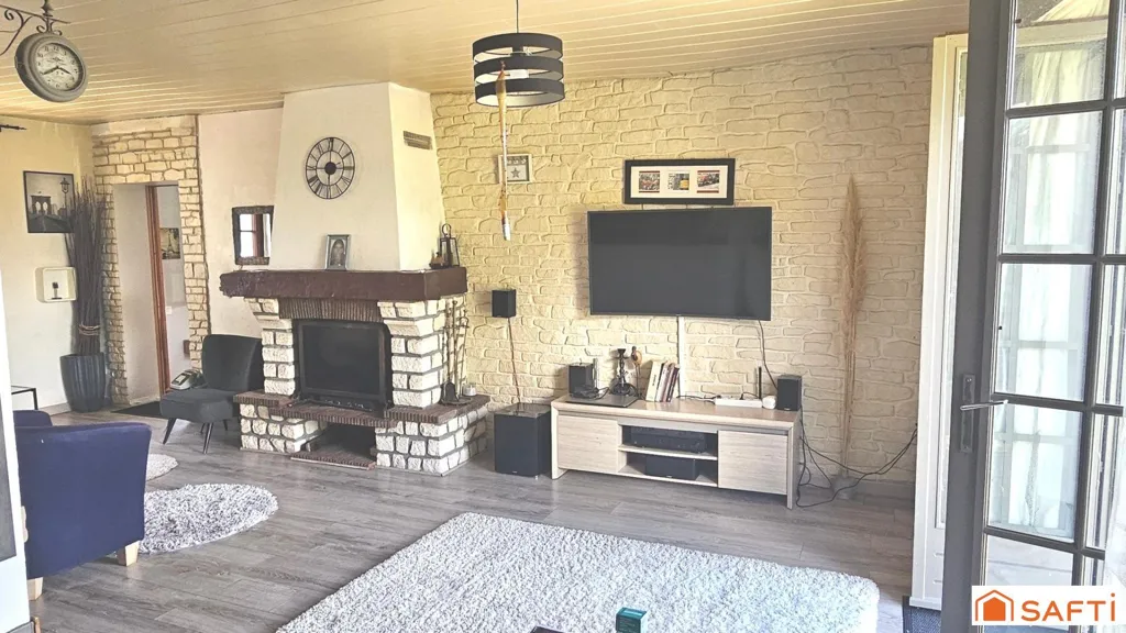 Séjour - Maison avec jardin et 3 chambres à Beauficel-en-Lyons