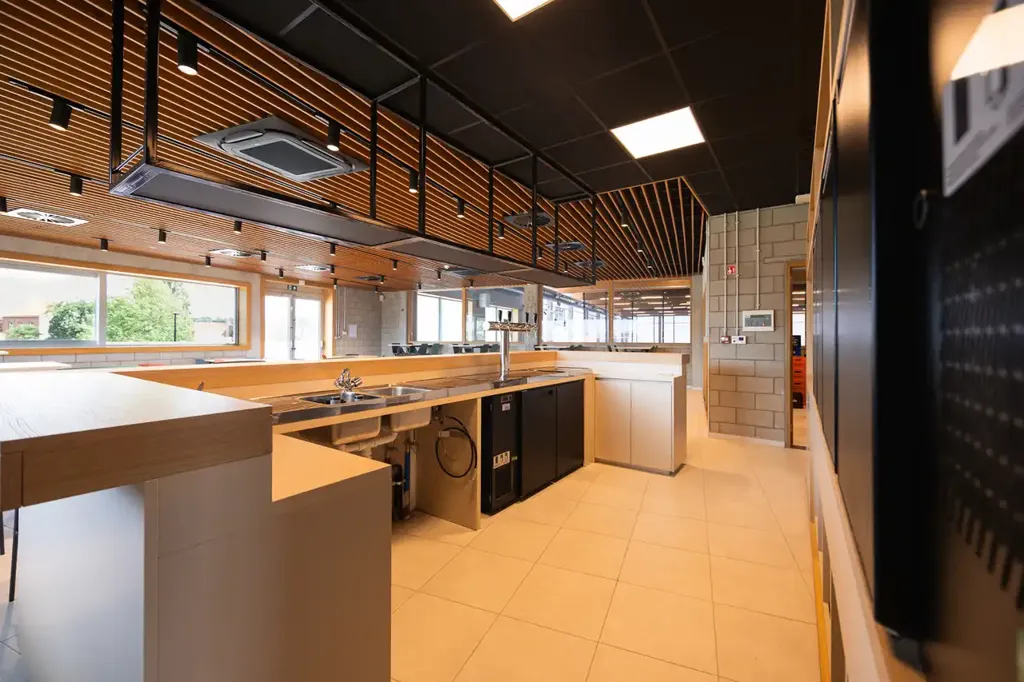 Cucina - Ready-to-Open Café with Professional Kitchen in Baal