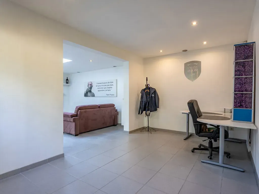 Ingresso - Low-rise House with Garden in Brasschaat