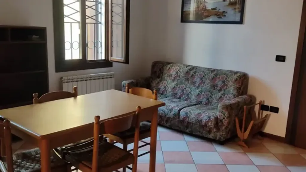 Söögituba - Armed Two-Bedroom Flat in Adria