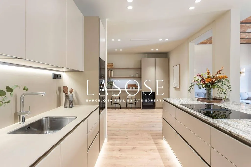 Köök - Luxury Apartment in Eixample Dret, Barcelona