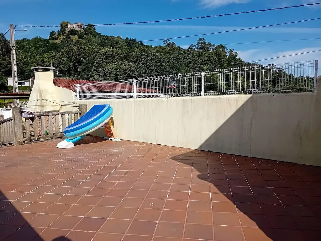 Terrasse - Modern House with Terrace in Mondariz