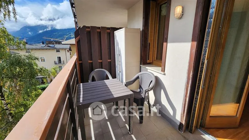 Rõdu - Central Bormio Apartment with Balcony
