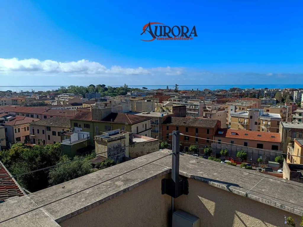 Terrasse - Historic Apartment with Terracina View