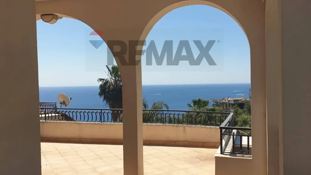 Terrasse - Apartment with Sea View in Letojanni