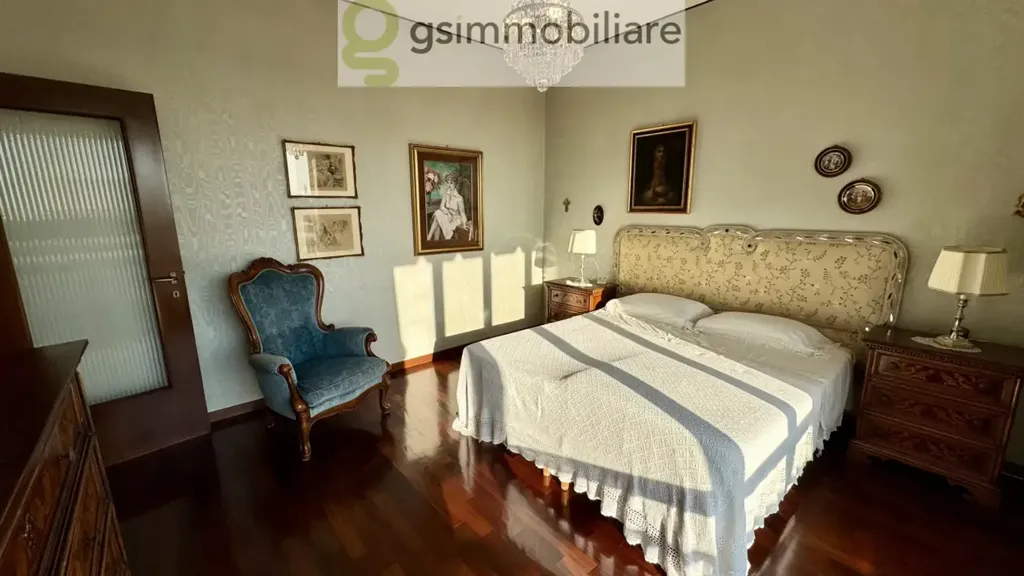 Bedrooms - Spacious Penthouse with Triple Exposure in Brescia