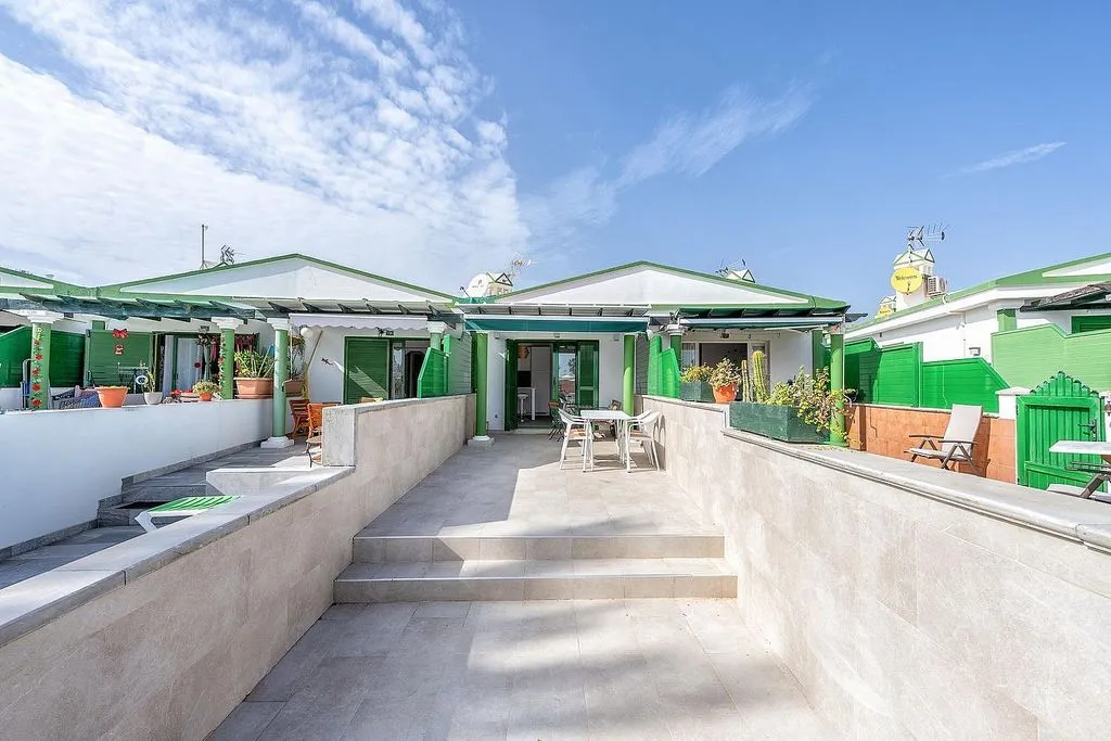 Terrass - Reformed Bungalow with Terrace in Maspalomas