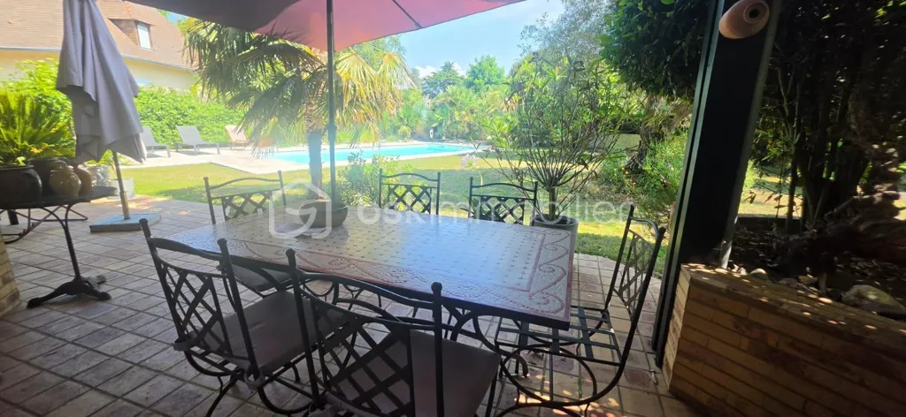 Terrasse - Maison d'Architecte avec Piscine à Bizanos